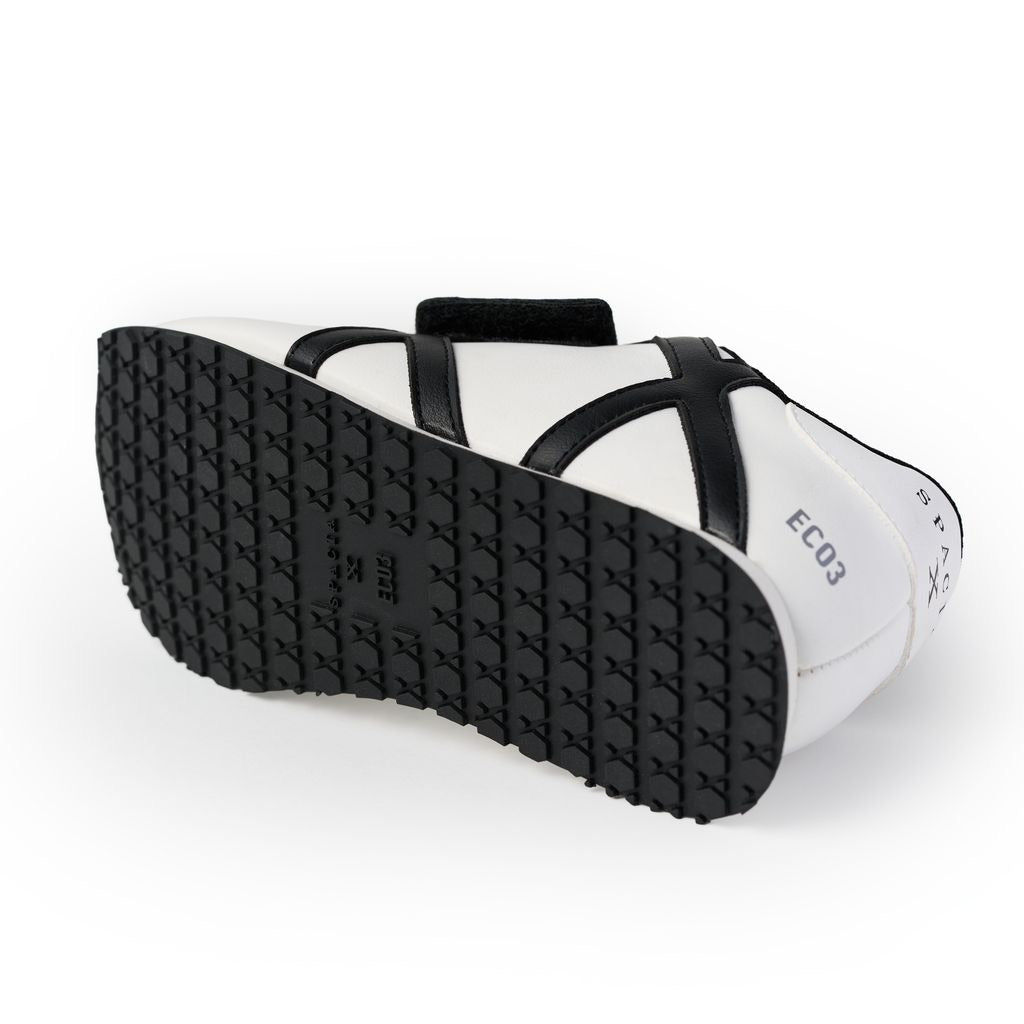 東武鉄道 スペーシア X キッズシューズ | 電車好きのお子様に人気の鉄道シューズ